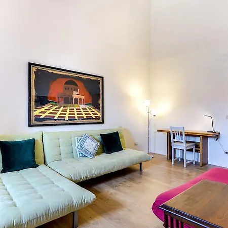 Nice And Bright 2 Bed Flat Near Termini Apartmán Řím