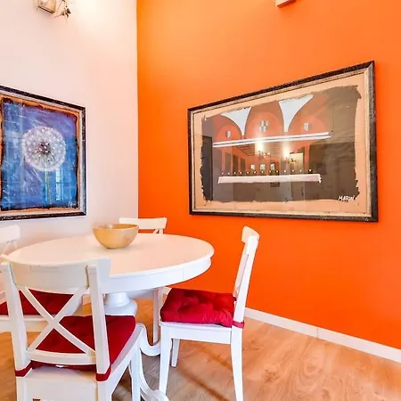 Apartmán Nice And Bright 2 Bed Flat Near Termini