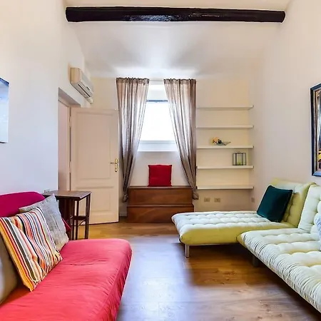 Apartment Nice And Bright 2 Bed Flat Near Termini Rom